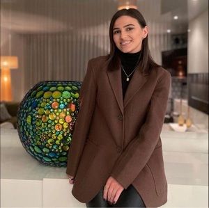 Meet your Posher, Sarah-ann